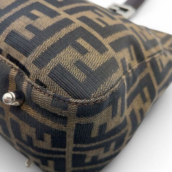 FENDI Vintage FF Zucca Tote Bag - Picture 12 of 16